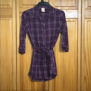 Button down top that ties size 10-12